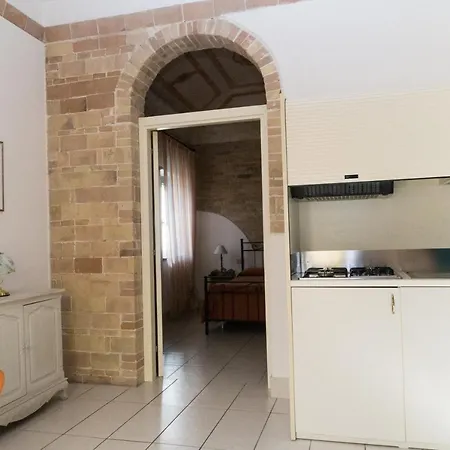 Le Dimore Al Vecchio Teatro Bed & Breakfast