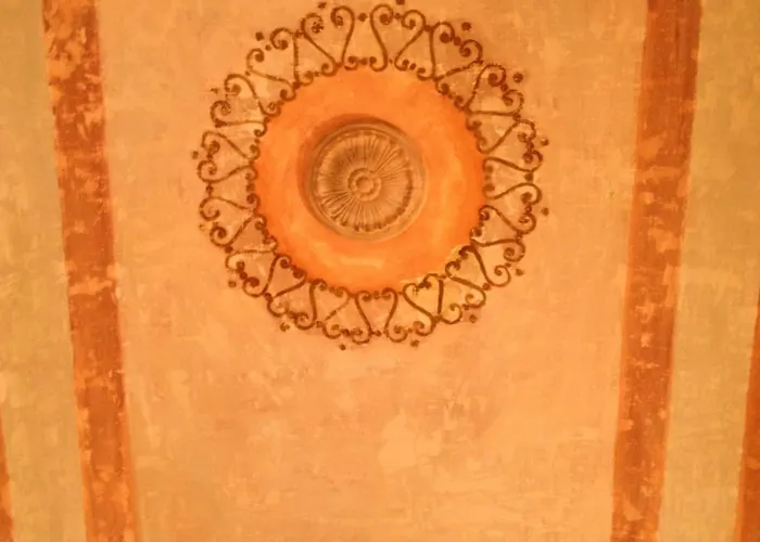 Le Dimore Al Vecchio Teatro Bed & Breakfast